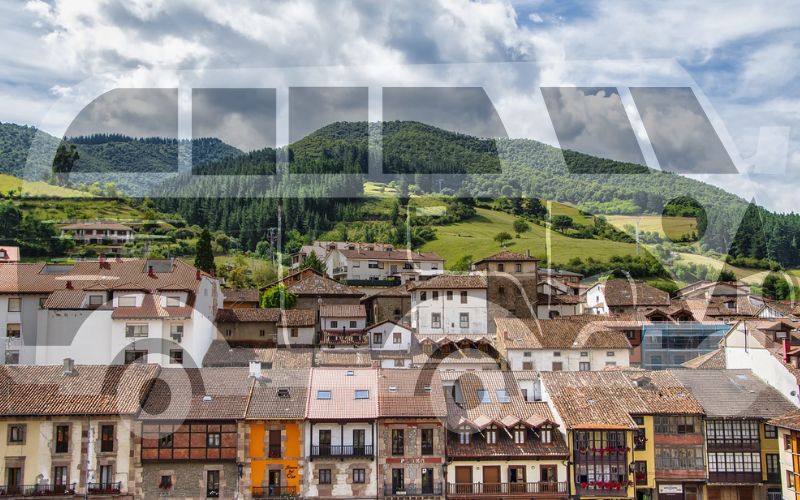 Lee más sobre el artículo 5 lugares para viajar en furgoneta en Cantabria